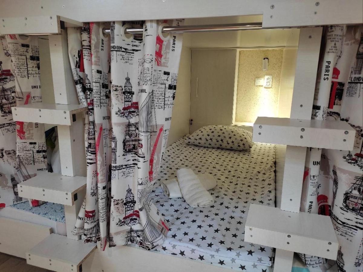 Abs Guest House أوش المظهر الخارجي الصورة