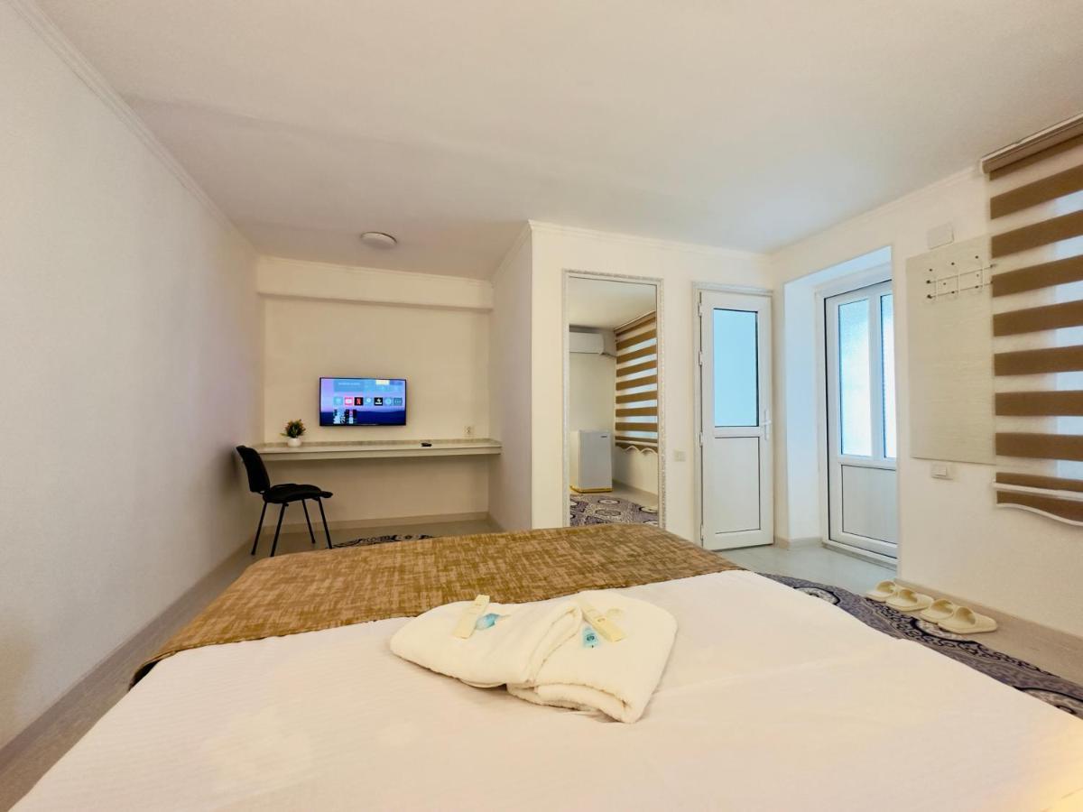 Abs Guest House أوش المظهر الخارجي الصورة