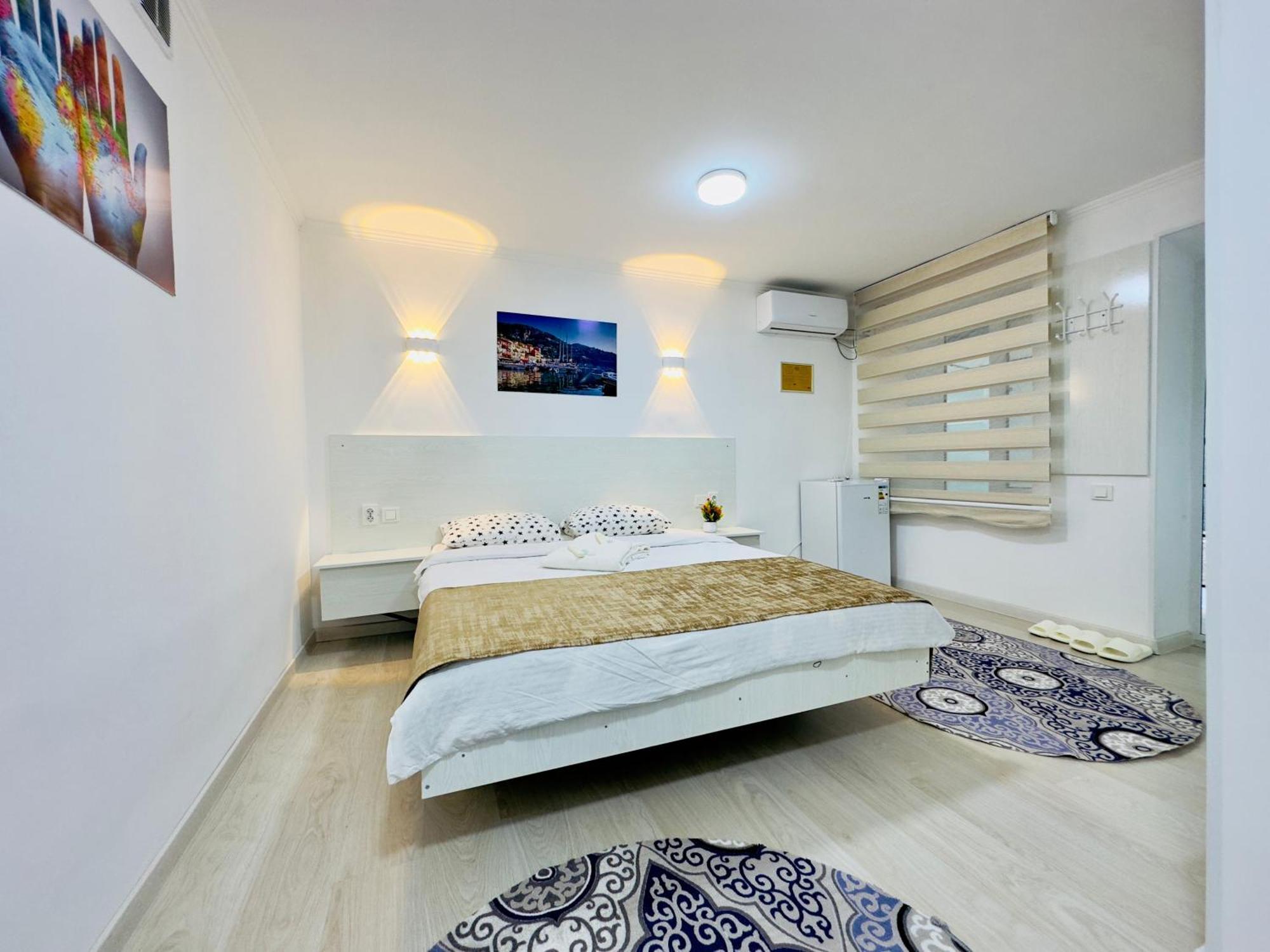 Abs Guest House أوش المظهر الخارجي الصورة